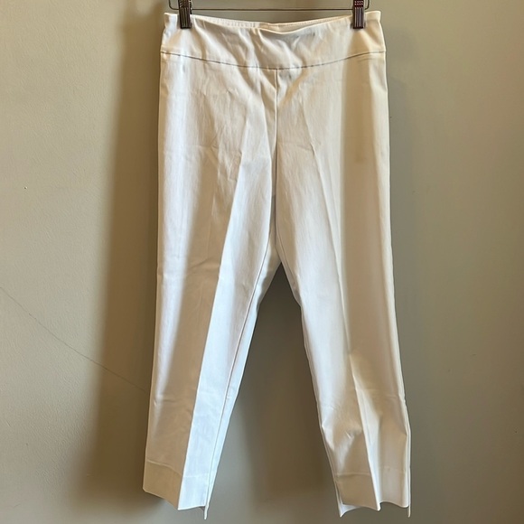 Estelle & Finn Ankle Pants Step Hem Pull-On Style White Size 4 NWT Elastic Waist - Picture 2 of 9